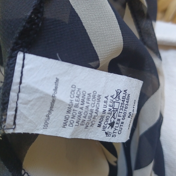 Do & Be sleeveless blouse - Picture 5 of 6